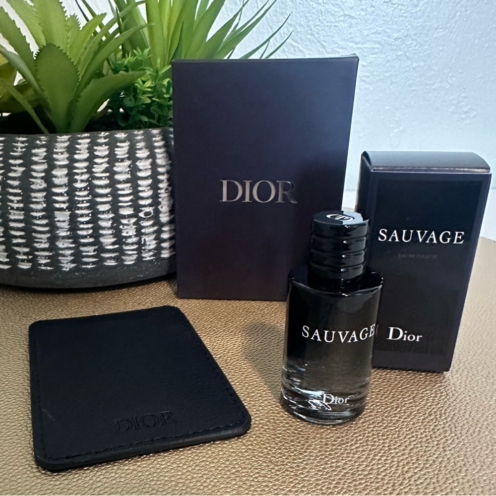 NEW Dior Sauvage Cardholder Bundle